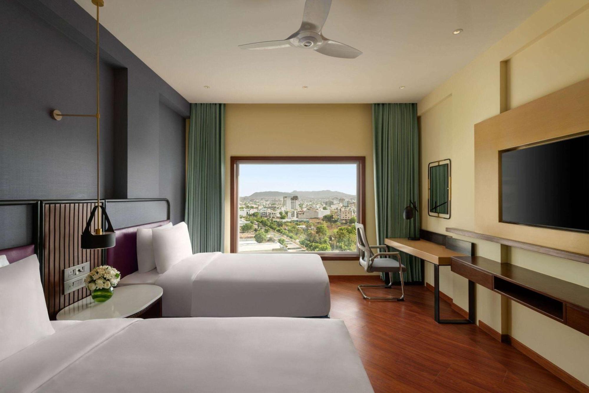 Ramada Encore By Wyndham Udaipur Roopnagar Buitenkant foto